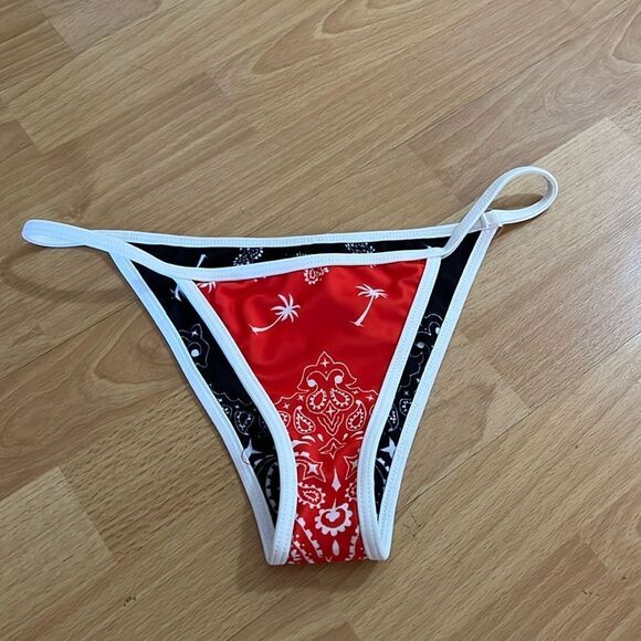 WILDFOX bikini swim bottoms - Picture 2 of 9